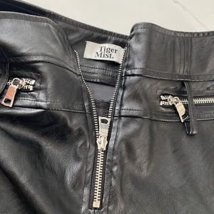 Higfhtwaist faux leather pants